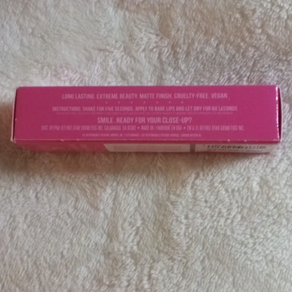 RESTRAINTS JEFFER STAR LIQUID LIP STICK